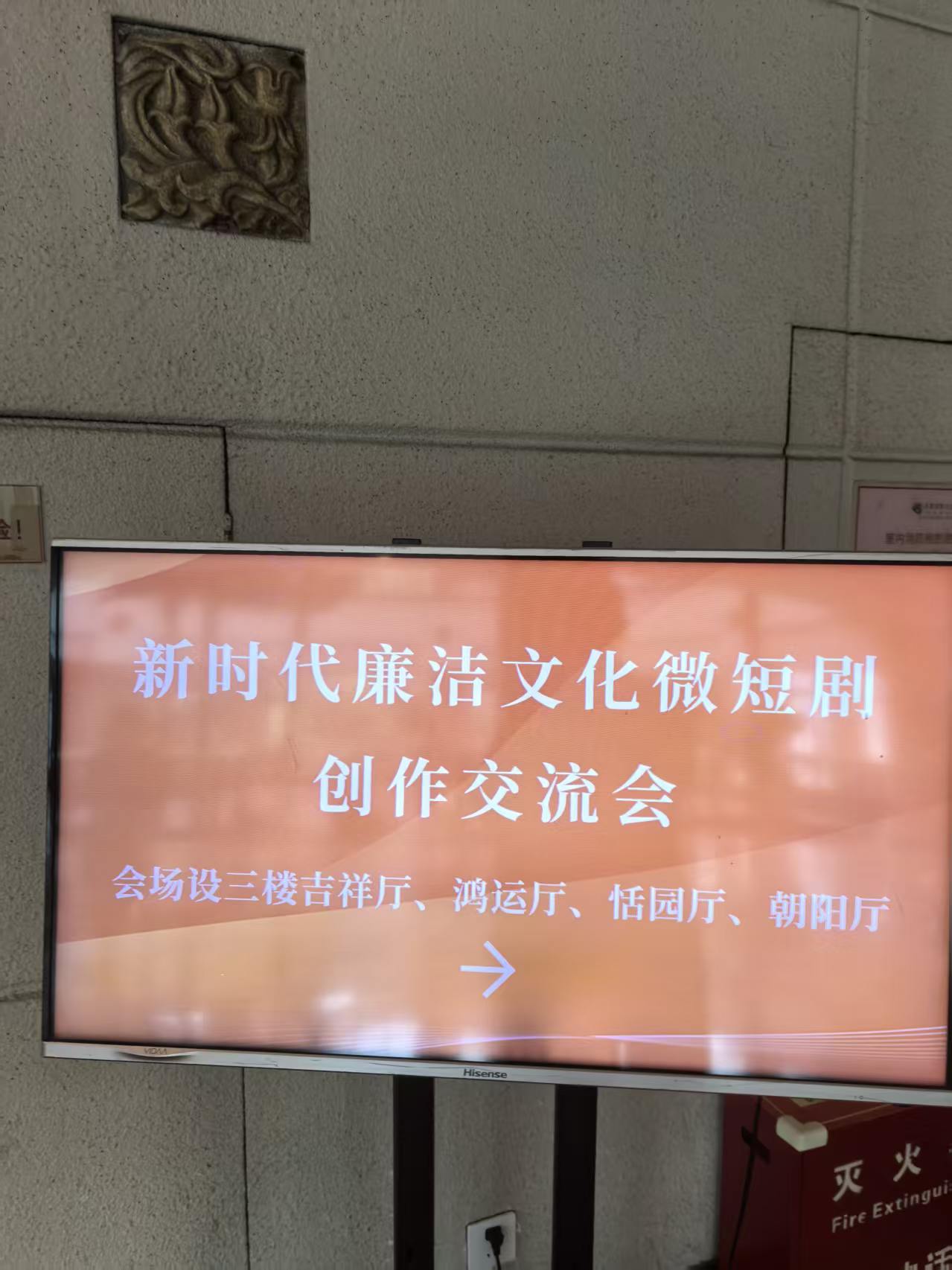 ca6e9fb3ce29d05c9d3bea2c4db8f280.jpg